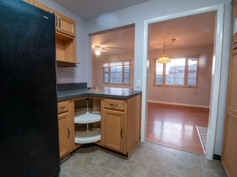 2861 Wellesley Drive, Columbus, OH 43221 Photo 6