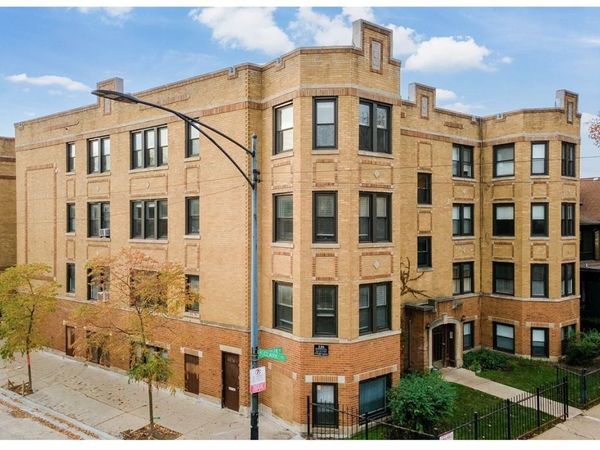 4222 N Clark Street , Unit 3, Chicago, IL 60613