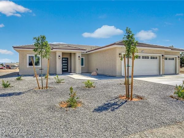 1671 Iguana Street , Pahrump, NV 89048