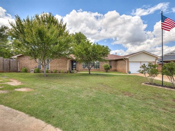 7329 Crown Point Road, Oklahoma City, OK 73132