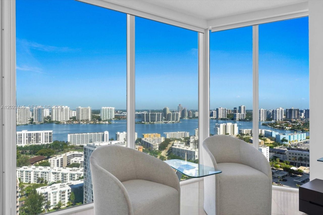 17555 Collins Ave , Unit 3204, Sunny Isles Beach, FL 33160 Photo
