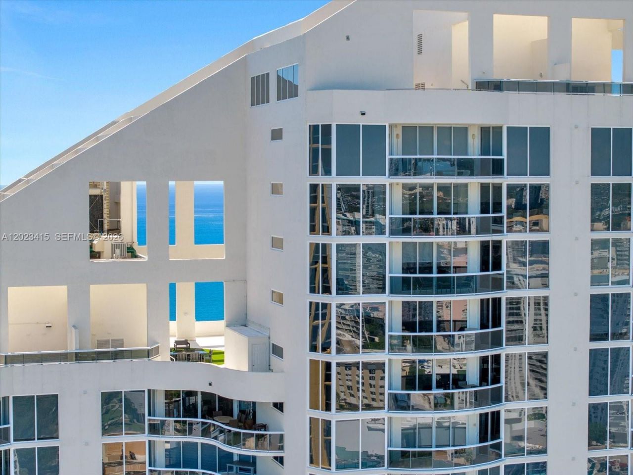 17555 Collins Ave , Unit 3204, Sunny Isles Beach, FL 33160 Photo