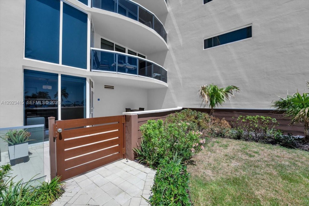 17555 Collins Ave , Unit 3204, Sunny Isles Beach, FL 33160 Photo