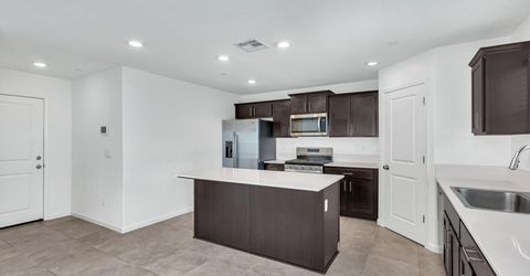 324 Shafer Trail Ct, Merced, CA 95341 Photo