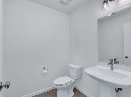 324 Shafer Trail Ct, Merced, CA 95341 Photo