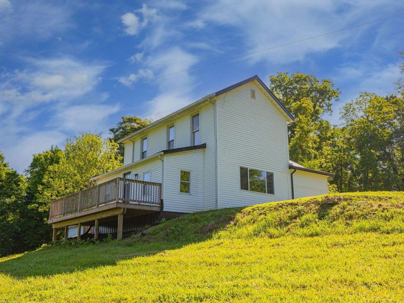 9890 Shannon Road, Frazeysburg, OH 43822 Photo 10