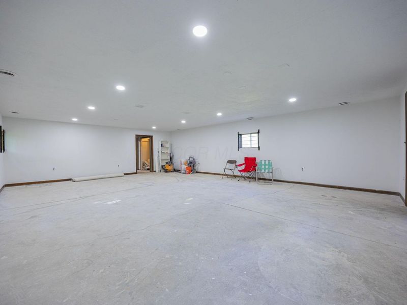 9890 Shannon Road, Frazeysburg, OH 43822 Photo 46