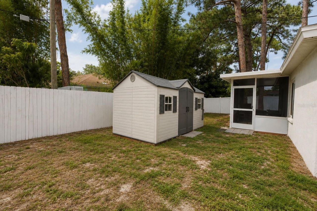 1065 Lewis Avenue , Sarasota, FL 34237 Photo