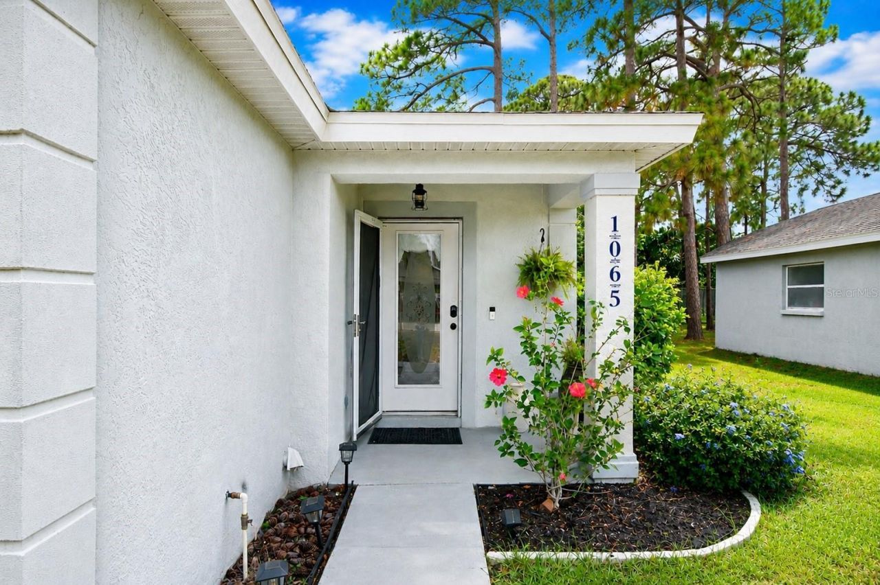 1065 Lewis Avenue , Sarasota, FL 34237 Photo