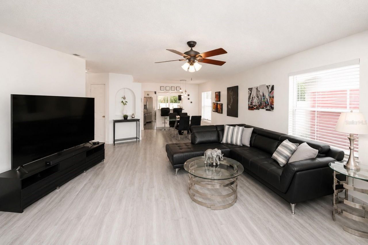 1065 Lewis Avenue , Sarasota, FL 34237 Photo