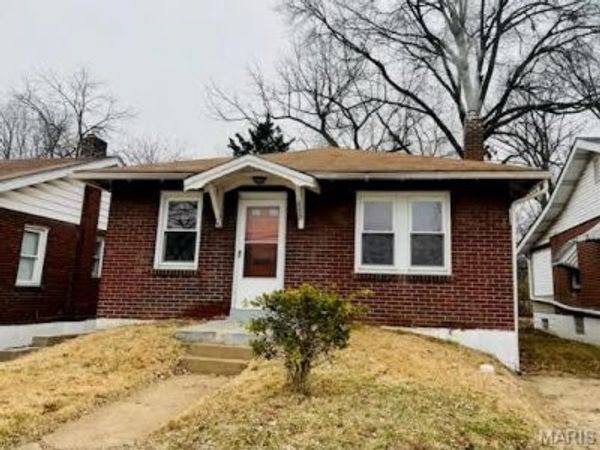 8227 Braddock Drive , University City, MO 63132