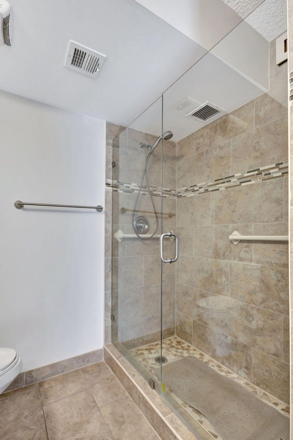 2741 Village Boulevard, Unit 104, West Palm Beach, FL 33409 Photo