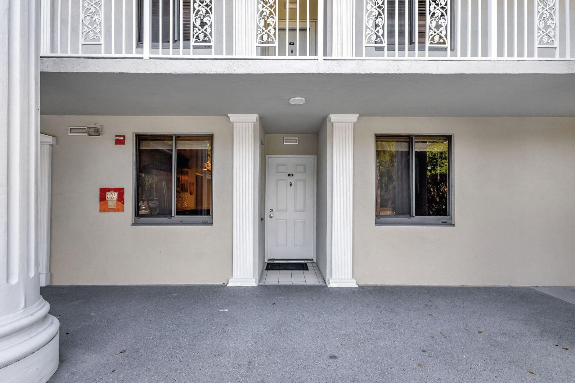 2741 Village Boulevard, Unit 104, West Palm Beach, FL 33409 Photo