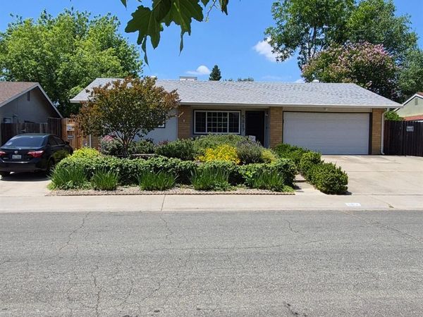 5817 Keyntel St, Citrus Heights, CA 95621