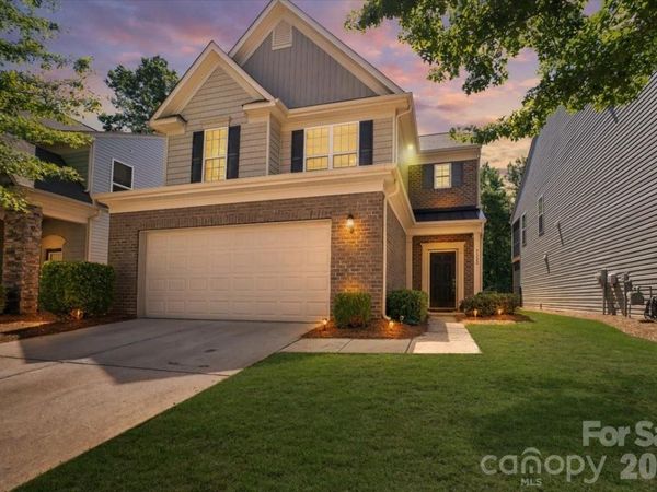 5122 Mount Clare Lane, Charlotte, NC 28210