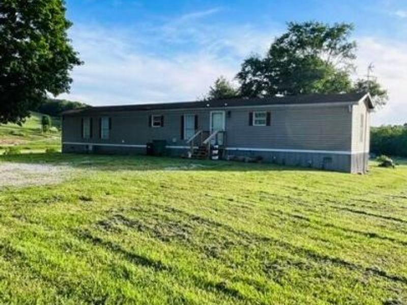 12081 Maysville-Williams Road, Logan, OH 43138 Photo 5