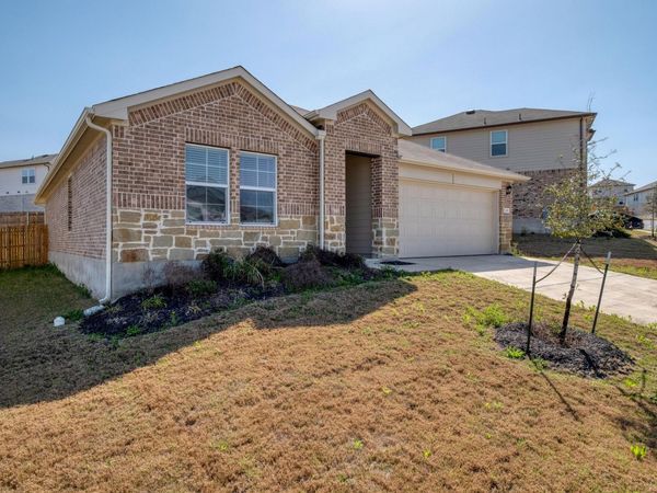 109 Bethpage DR, San Marcos, TX 78666