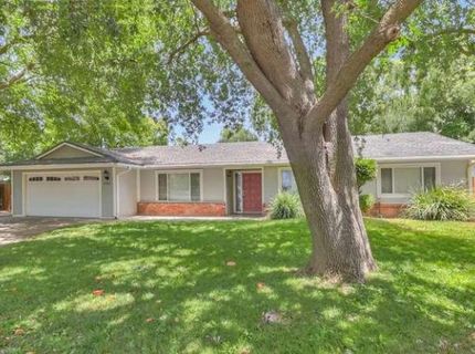 8986 W Lansdowne Court, Elk Grove, CA 95624 Photo