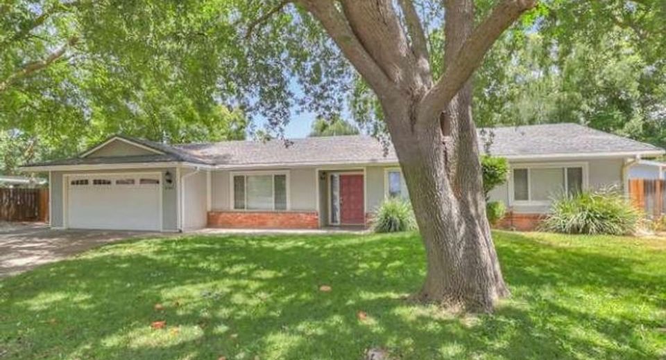 8986 W Lansdowne Court, Elk Grove, CA 95624 Photo