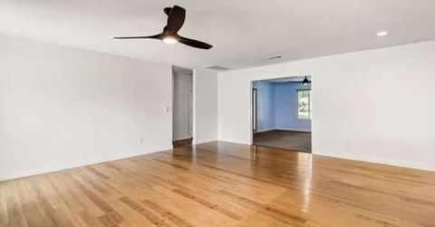 8986 W Lansdowne Court, Elk Grove, CA 95624 Photo