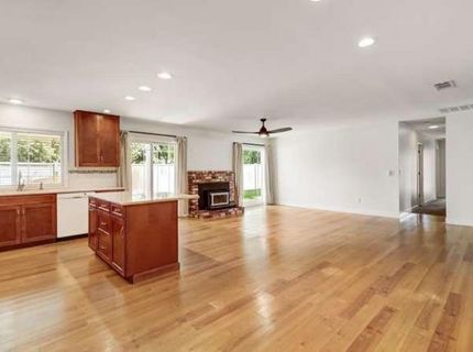 8986 W Lansdowne Court, Elk Grove, CA 95624 Photo
