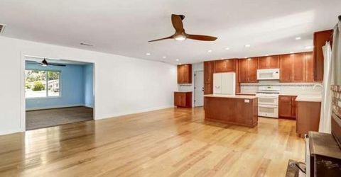 8986 W Lansdowne Court, Elk Grove, CA 95624 Photo