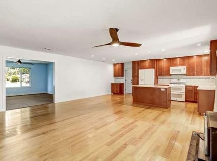 8986 W Lansdowne Court, Elk Grove, CA 95624 Photo