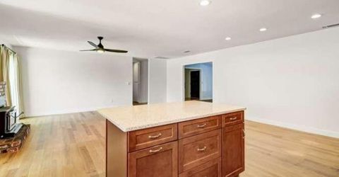 8986 W Lansdowne Court, Elk Grove, CA 95624 Photo
