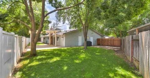 8986 W Lansdowne Court, Elk Grove, CA 95624 Photo