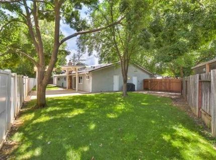 8986 W Lansdowne Court, Elk Grove, CA 95624 Photo