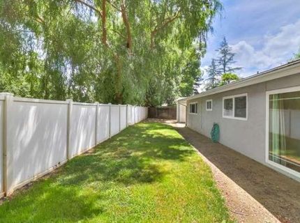 8986 W Lansdowne Court, Elk Grove, CA 95624 Photo