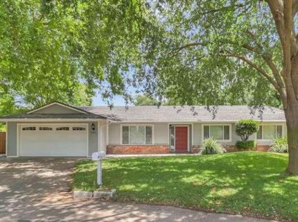 8986 W Lansdowne Court, Elk Grove, CA 95624 Photo