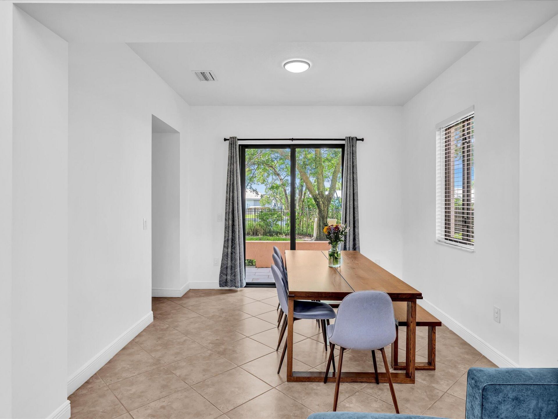 2414 Venetian Way, Boynton Beach, FL 33426 Photo