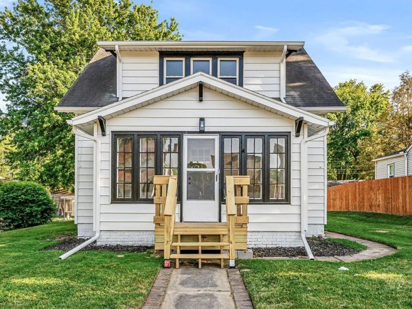 306 E Oakside Street, South Bend, IN 46614