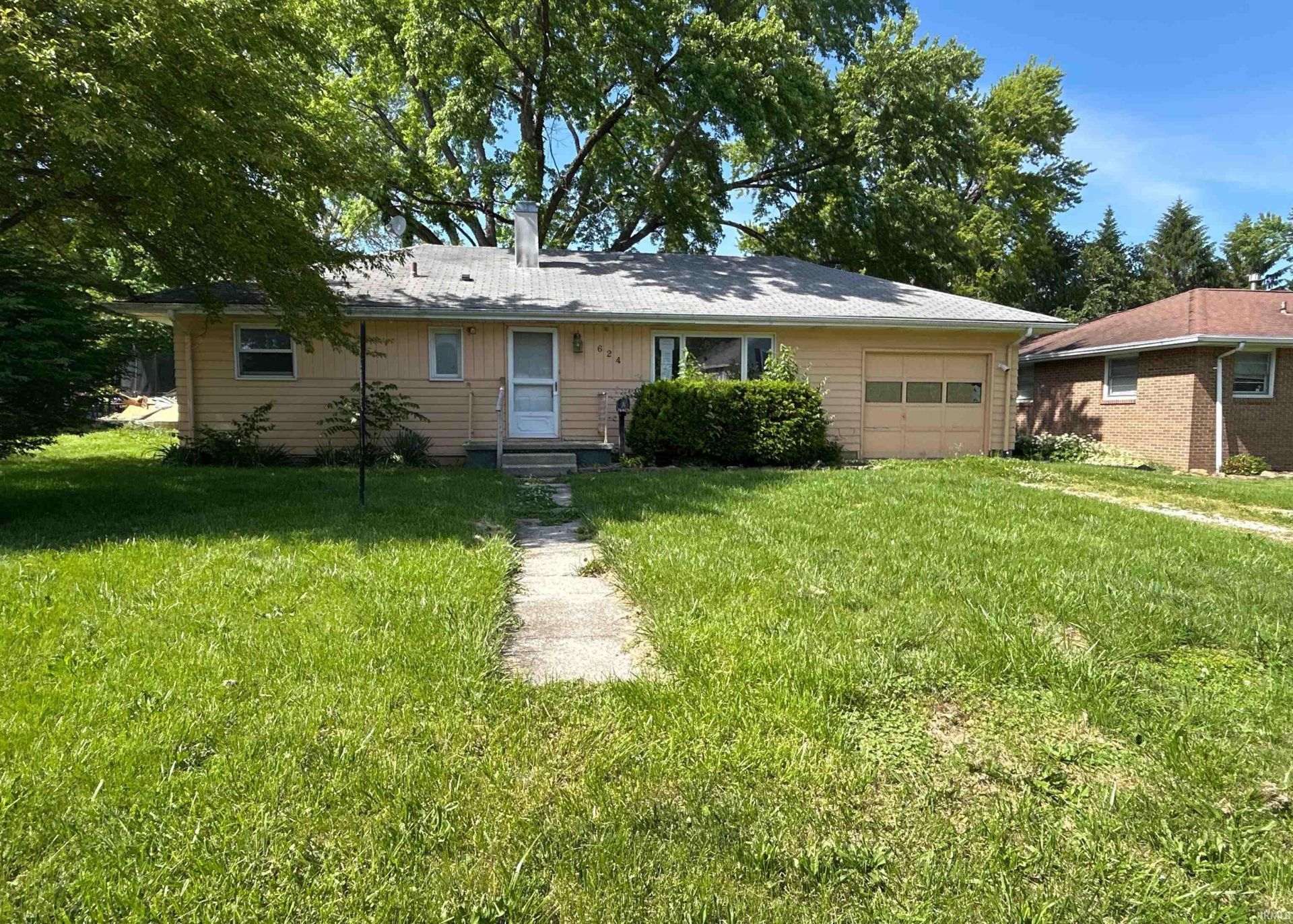 624 Elmer Avenue, Fort Wayne, IN 46808 Main Photo