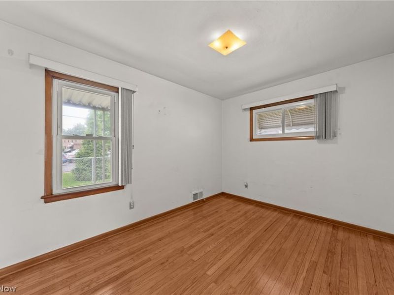 2129 Silverdale Avenue, Cleveland, OH 44109 Photo 14