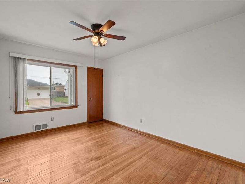 2129 Silverdale Avenue, Cleveland, OH 44109 Photo 17