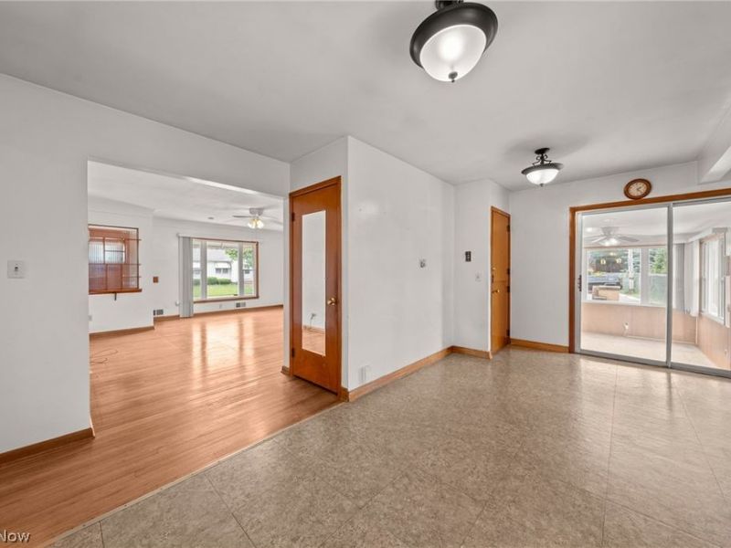 2129 Silverdale Avenue, Cleveland, OH 44109 Photo 4