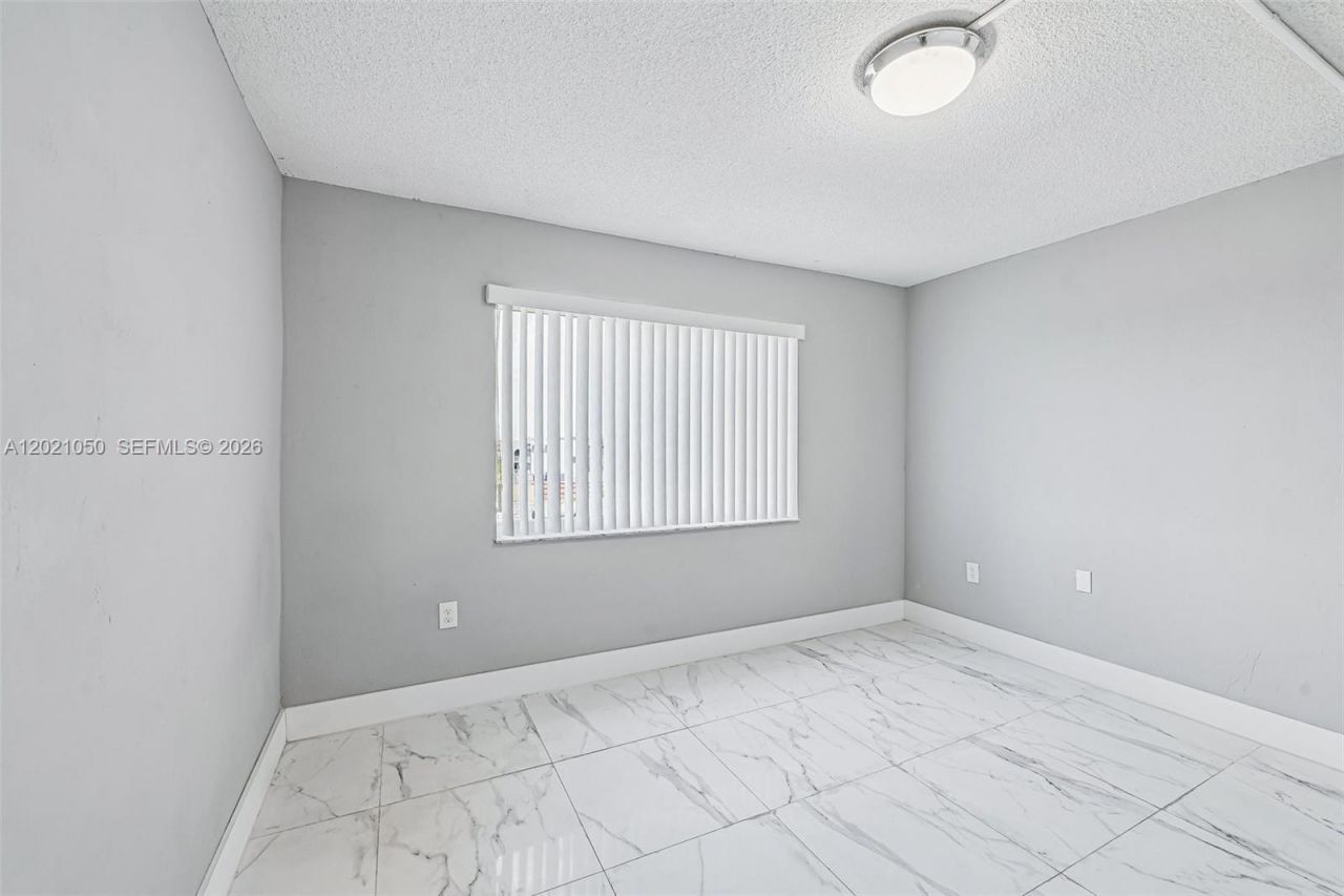 6575 W 4th Ave , Unit 507, Hialeah, FL 33012 Photo