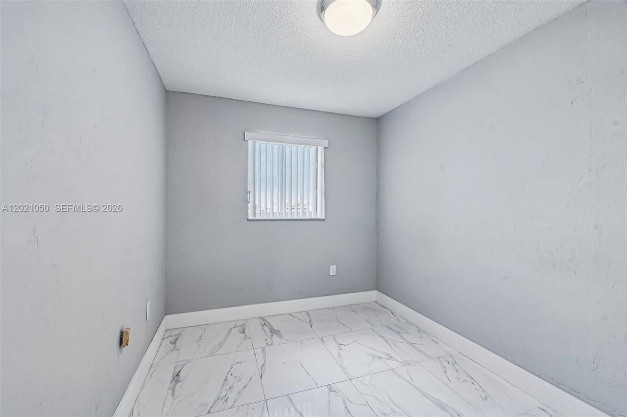 6575 W 4th Ave , Unit 507, Hialeah, FL 33012 Photo