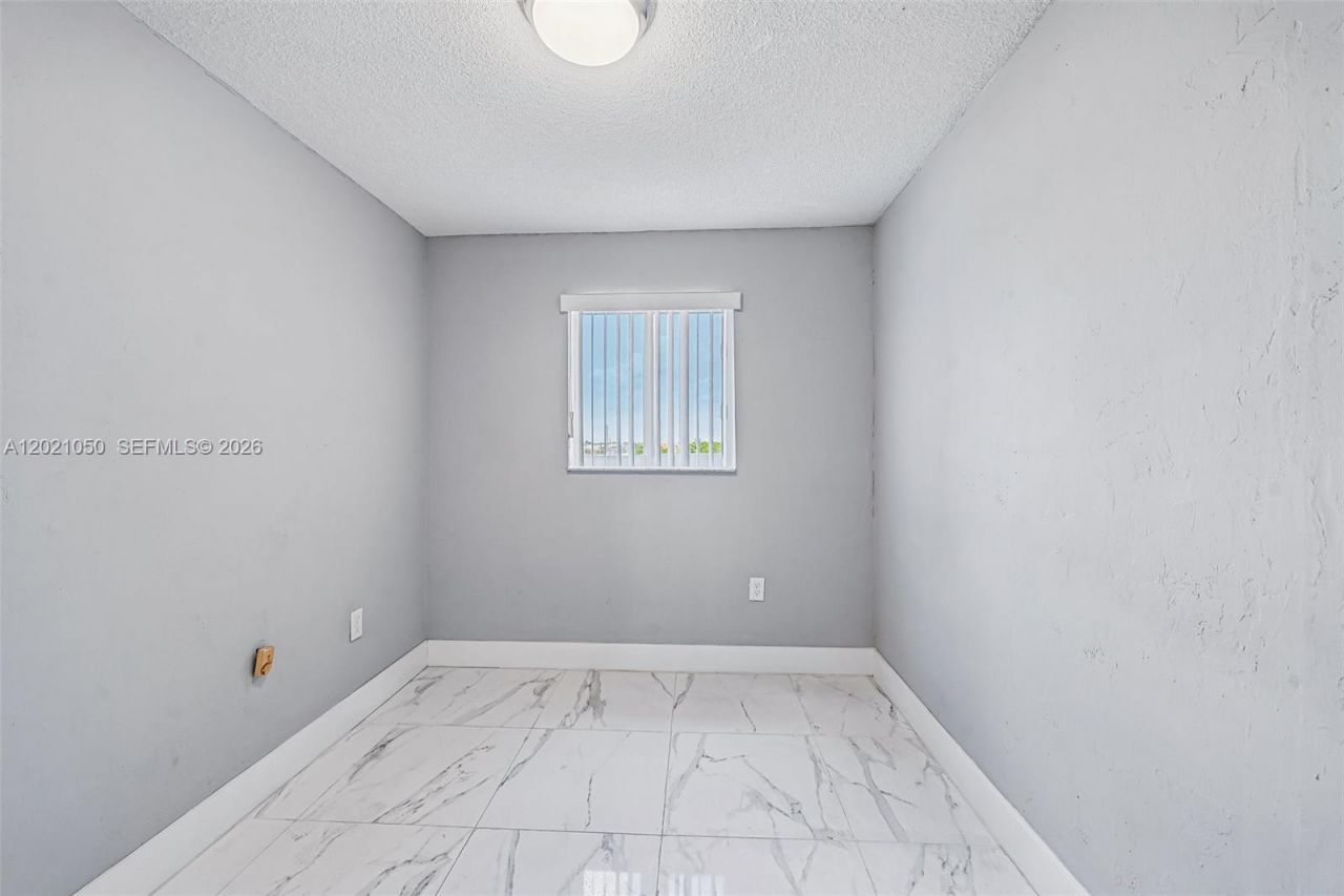 6575 W 4th Ave , Unit 507, Hialeah, FL 33012 Photo