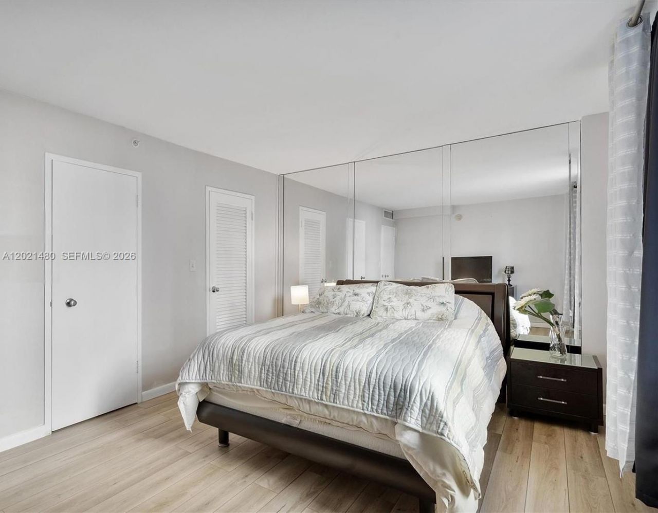 9195 Collins Ave, Unit 309, Surfside, FL 33154 Photo