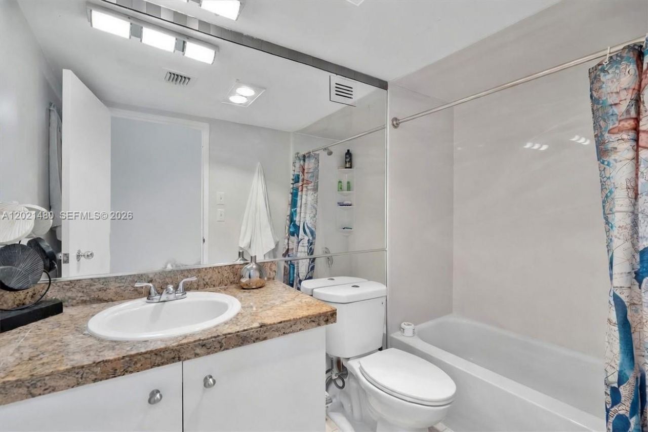 9195 Collins Ave, Unit 309, Surfside, FL 33154 Photo