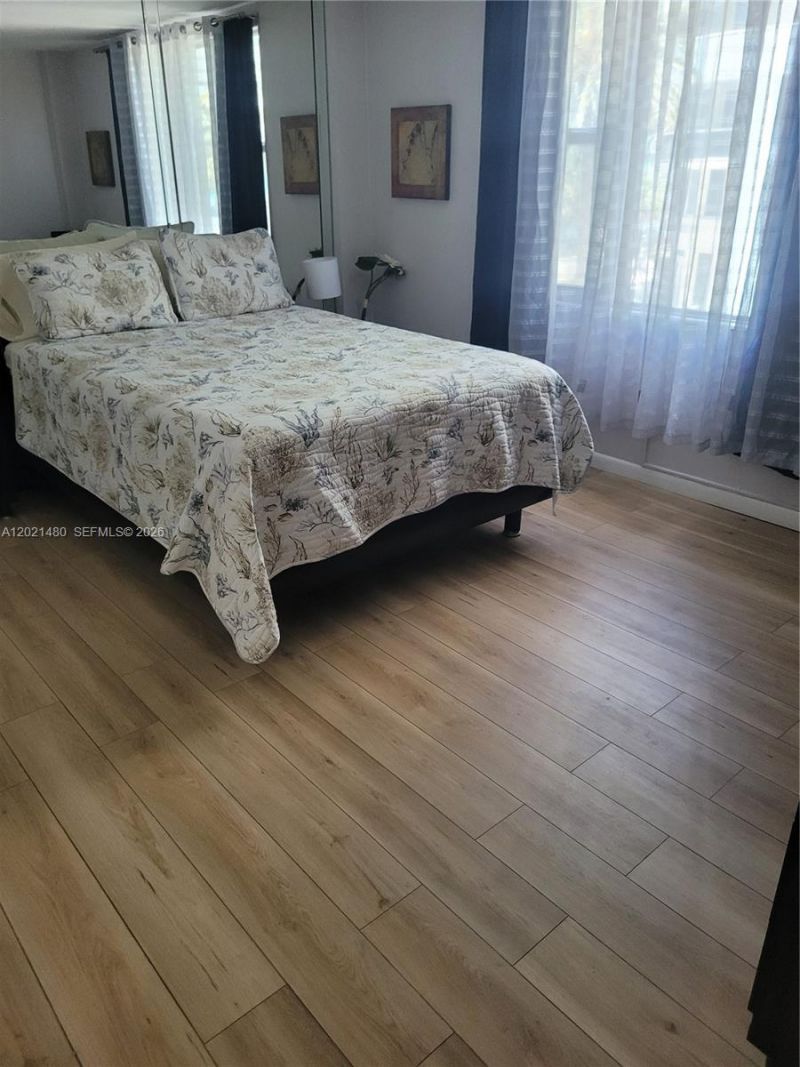 9195 Collins Ave , Unit 309, Surfside, FL 33154 Photo