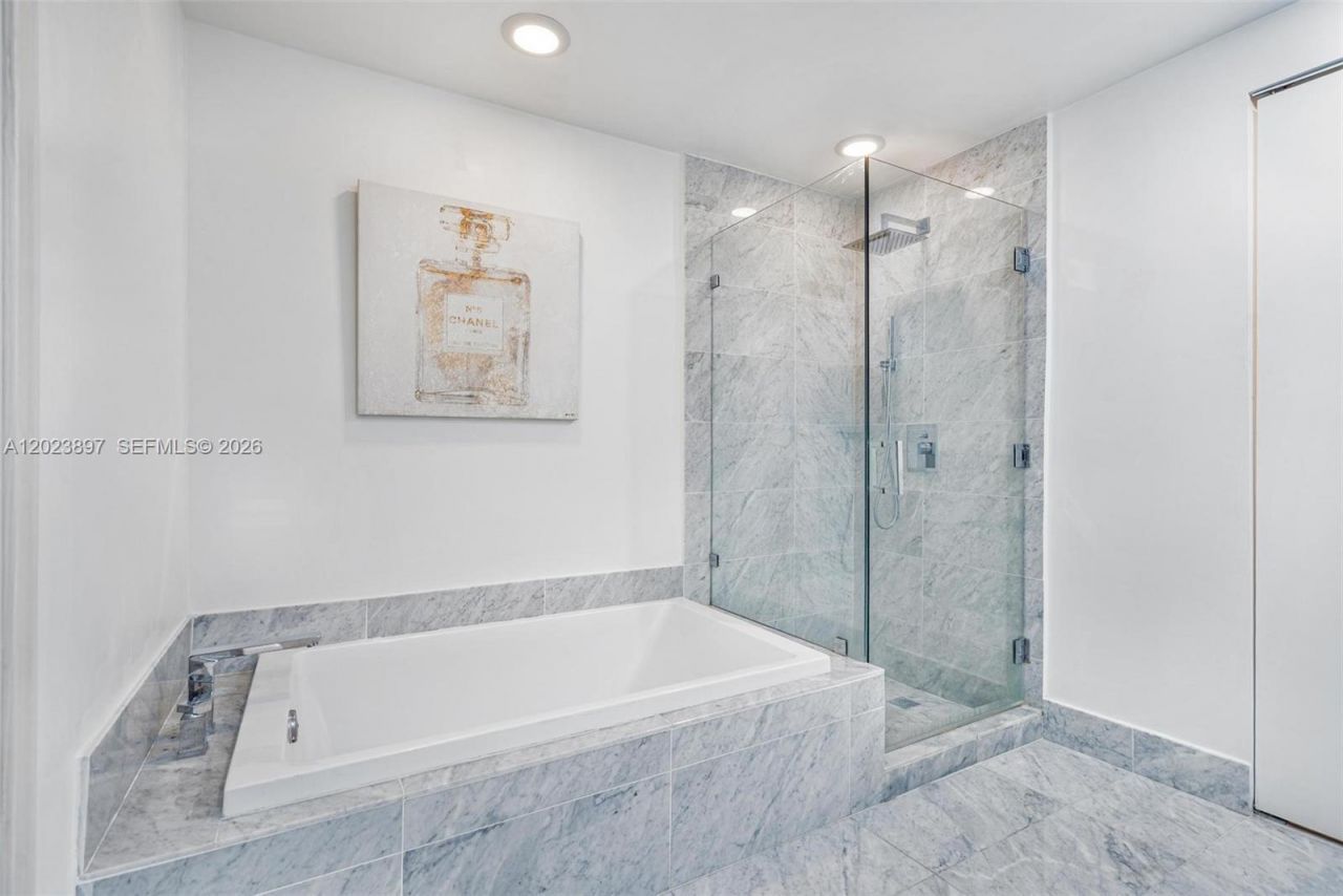 801 S Miami Ave, Unit 4302, Miami, FL 33130 Photo