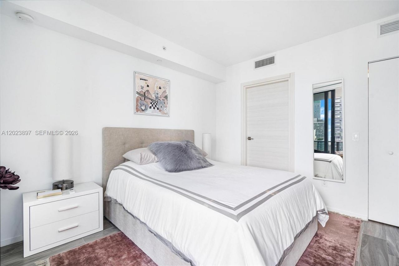 801 S Miami Ave, Unit 4302, Miami, FL 33130 Photo