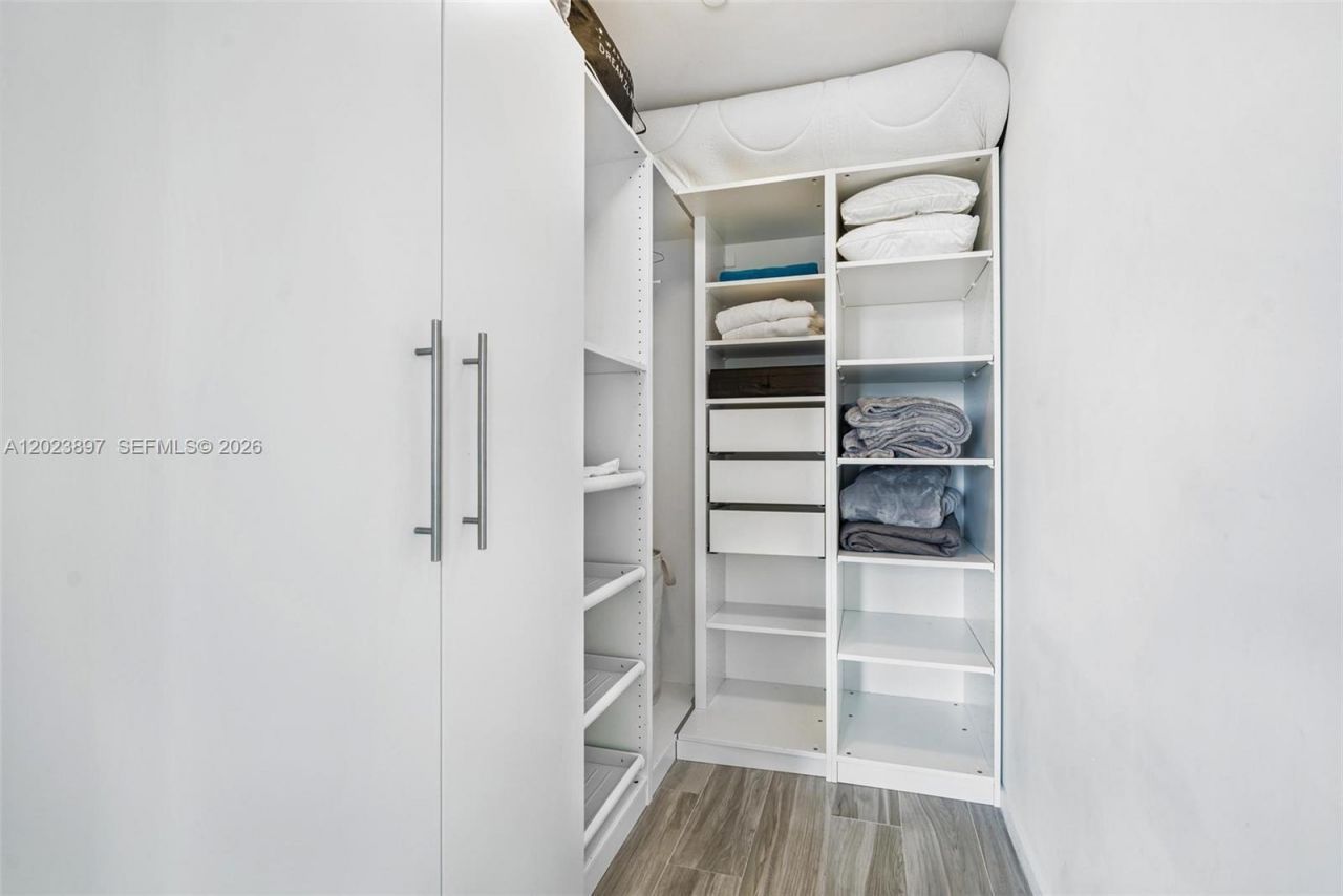 801 S Miami Ave, Unit 4302, Miami, FL 33130 Photo
