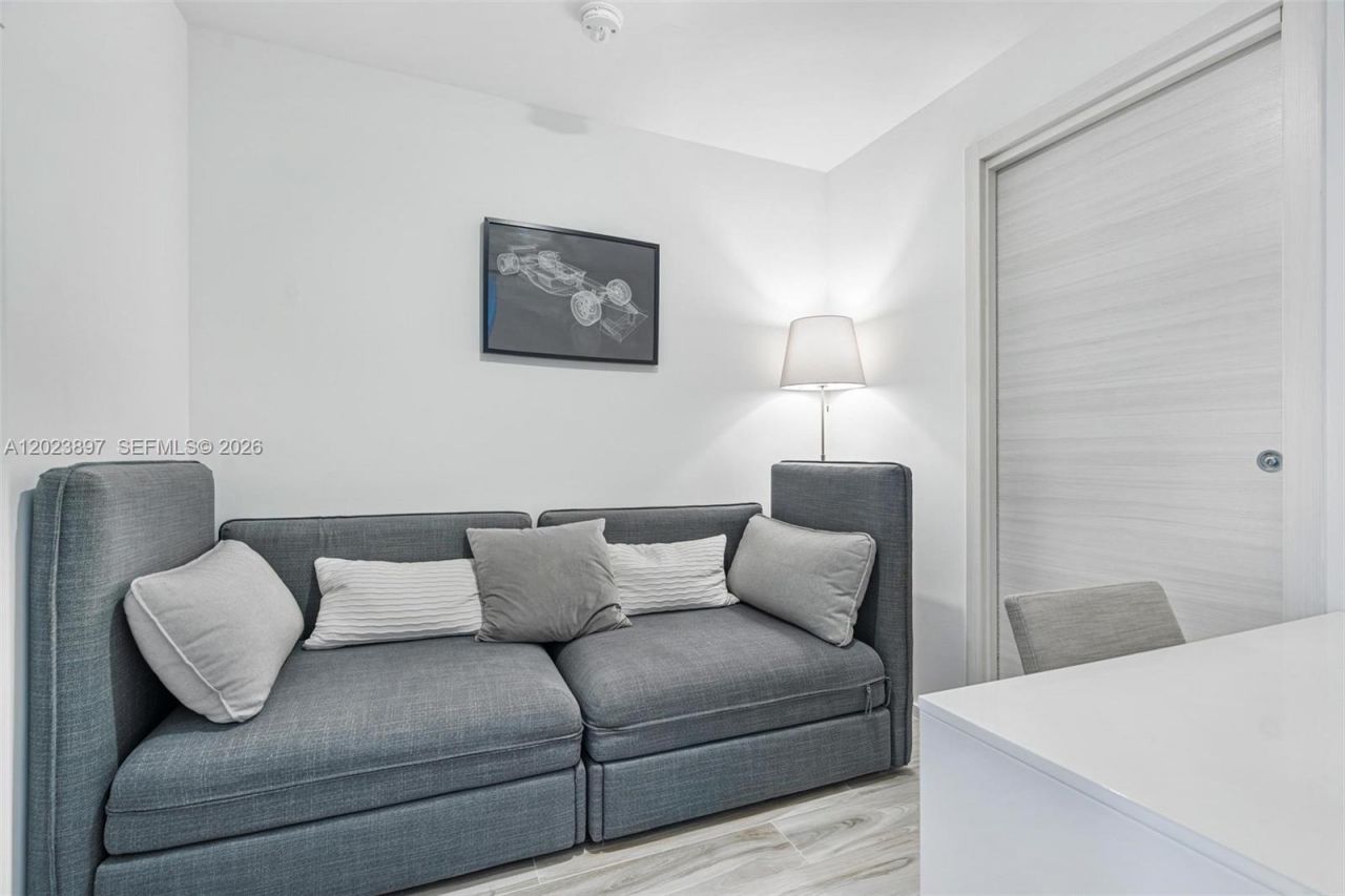 801 S Miami Ave, Unit 4302, Miami, FL 33130 Photo