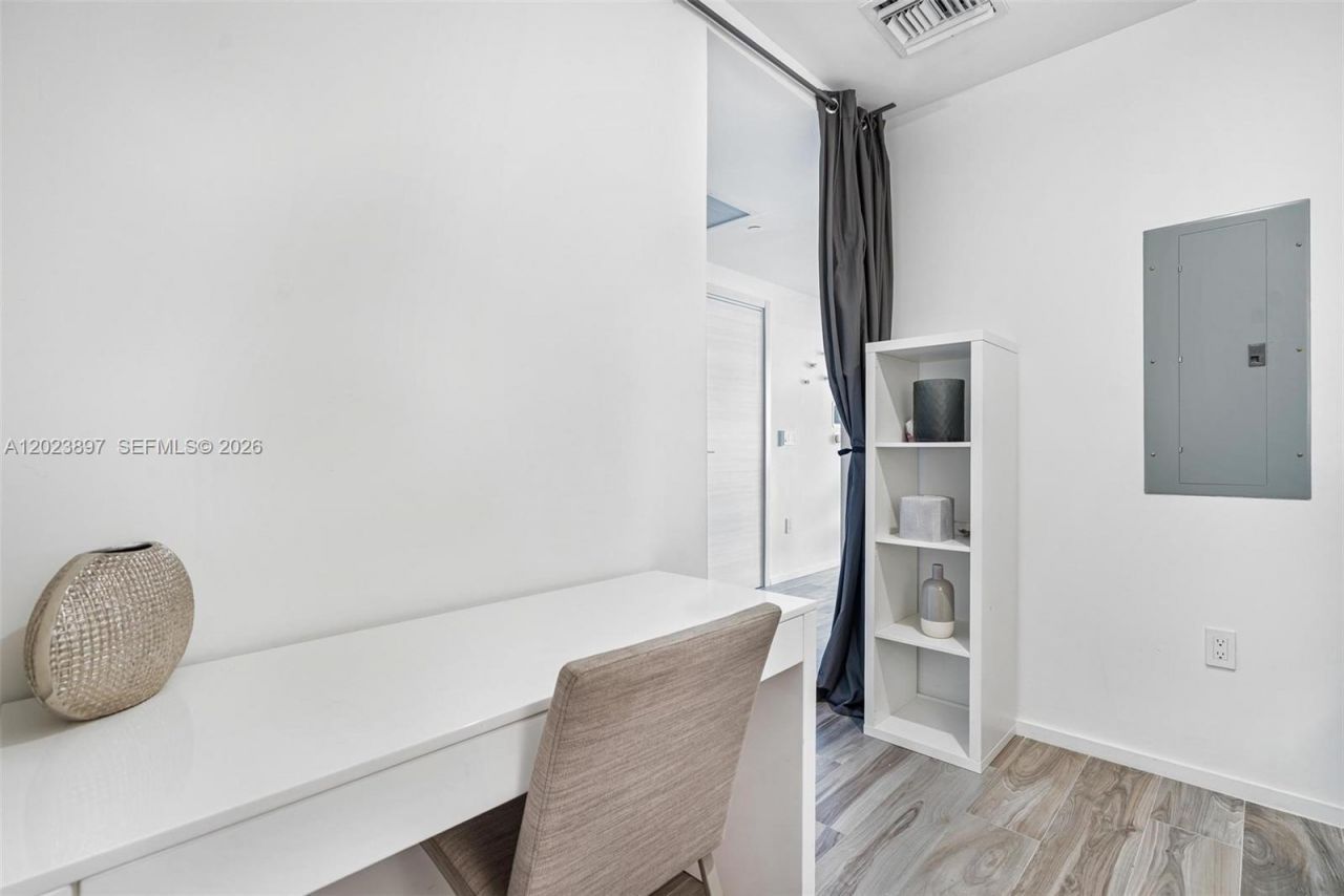 801 S Miami Ave, Unit 4302, Miami, FL 33130 Photo