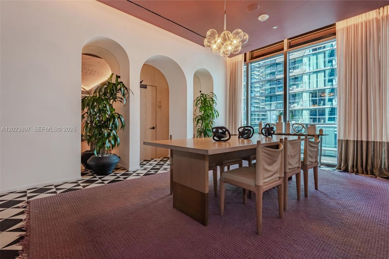 801 S Miami Ave, Unit 4302, Miami, FL 33130 Photo